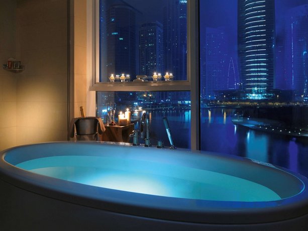 Movenpick Hotel Jumeirah Lakes Towers Dubai