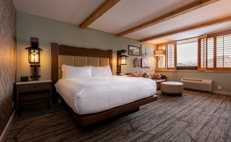 High Peaks Resort