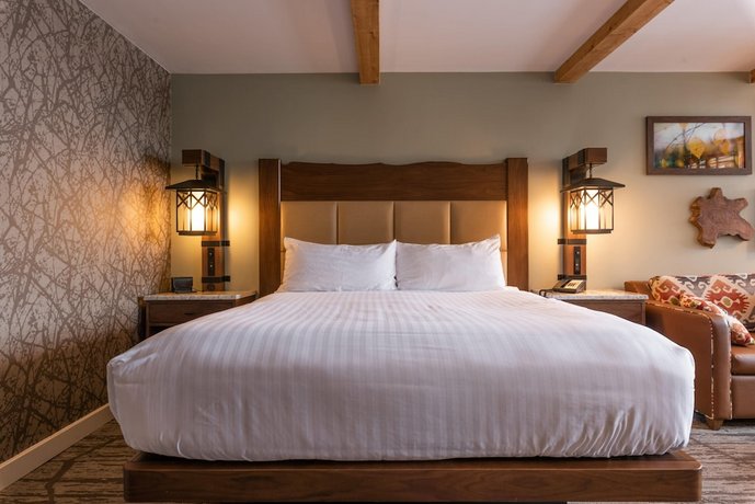 High Peaks Resort