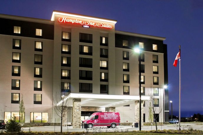 Hampton Inn & Suites by Hilton Saskatoon Airport Saskatoon John G. Diefenbaker International Airport Canada thumbnail