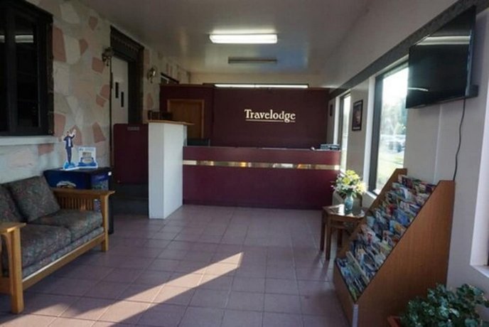 Travelodge by Wyndham Niagara Falls At the Falls Niagara Falls NY