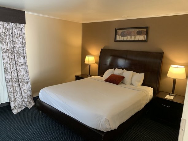 Travelodge by Wyndham Rapid City