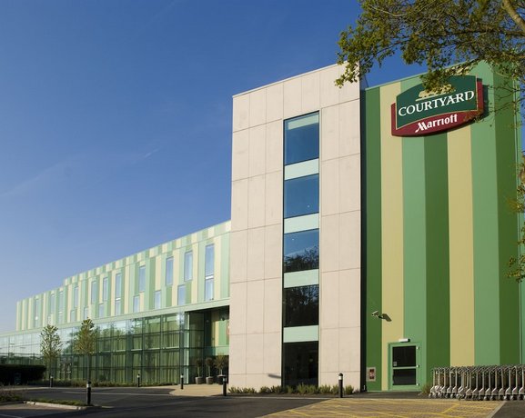 Courtyard by Marriott London Gatwick Airport London Gatwick Airport United Kingdom thumbnail