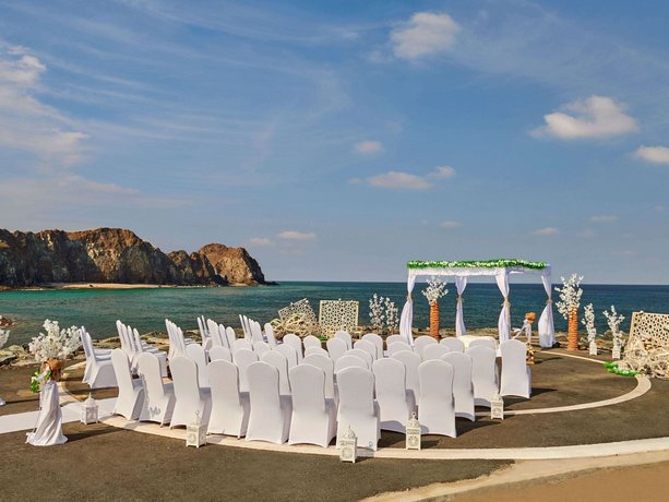 Fairmont Fujairah Beach Resort