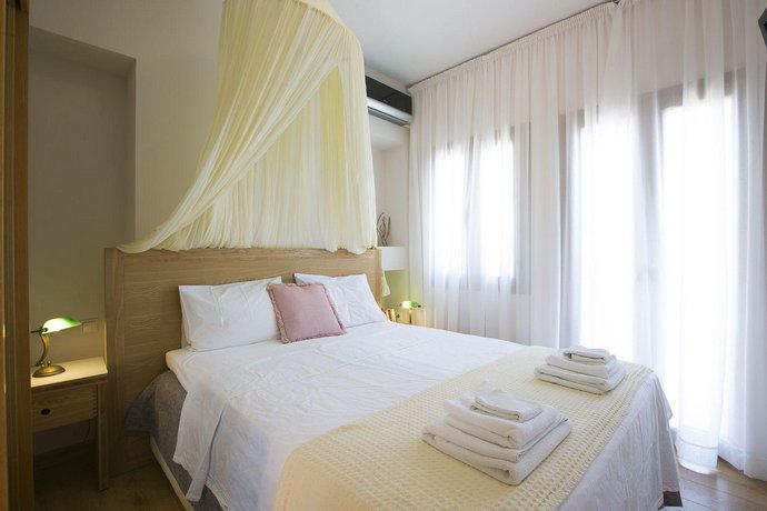 2b Luxurious Villa Io With Private Pool And Stunningt Sea Views