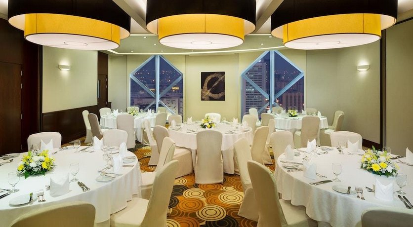 City Seasons Towers Hotel Bur Dubai