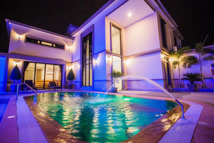 Top Pool Villa B5