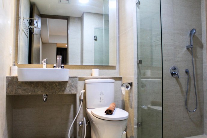 New Furnished 1BR Apartment at Gold Coast near PIK By Travelio