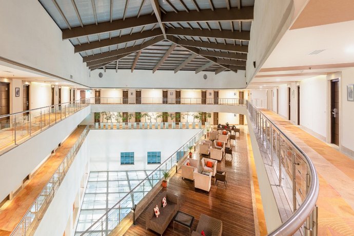 5 By OYO - Metropolitan
