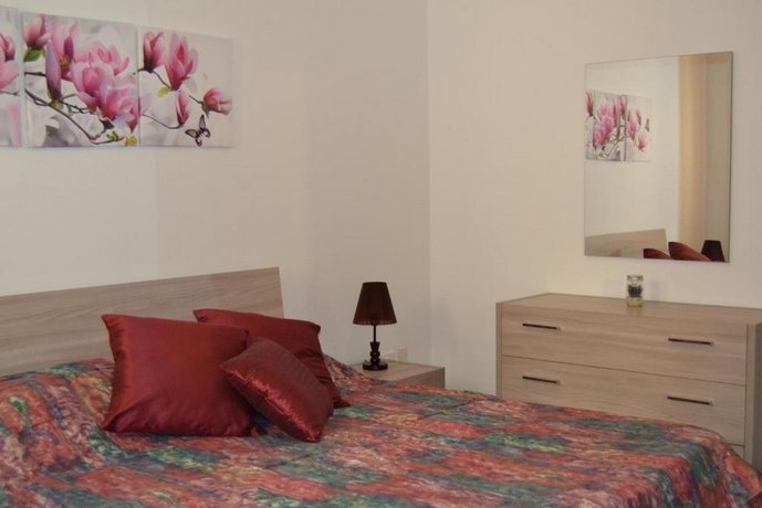 Mellieha Town Centre Bright & Spacious 3 Bedroom Apartment