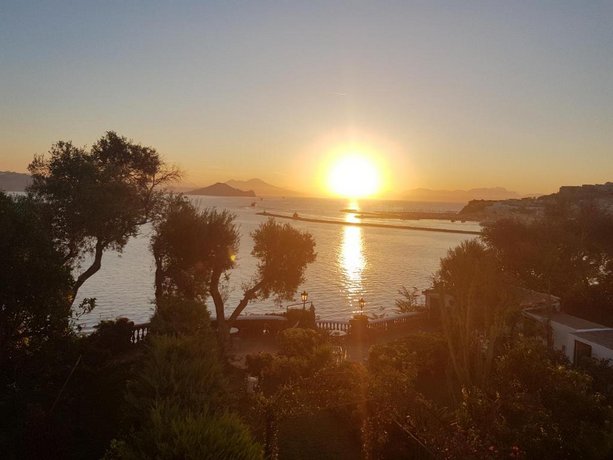 Summer Paradise Procida