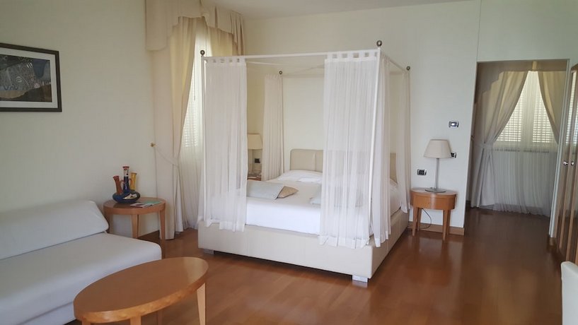 Hotel Raito Wellness & SPA