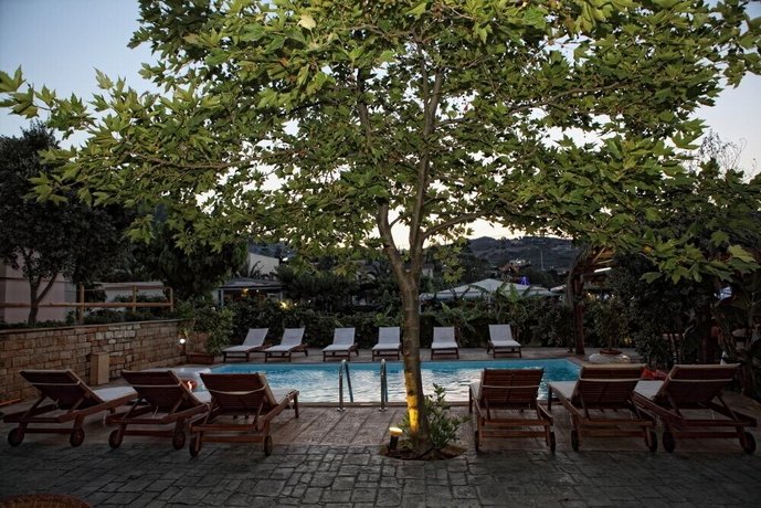Niriides Beach Hotel Bali