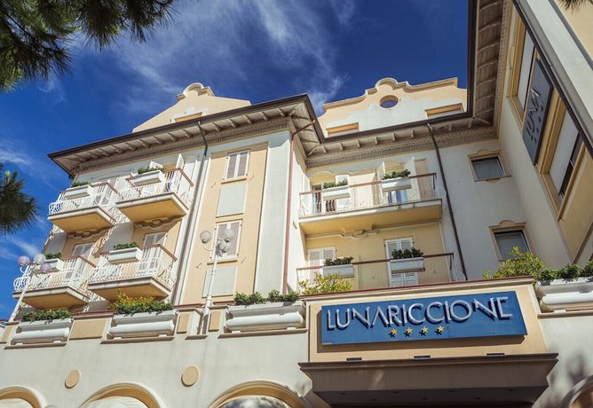 Hotel Luna Riccione e Aqua Spa