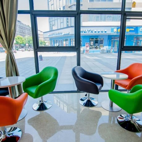 GreenTree Inn Nantong Tongzhou Zhangzhishan Town Deli Square Express Hotel
