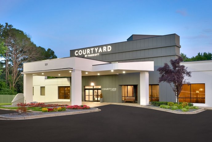 Courtyard by Marriott Charlotte Airport/Billy Graham Parkway Olde Mecklenburg Brewery United States thumbnail