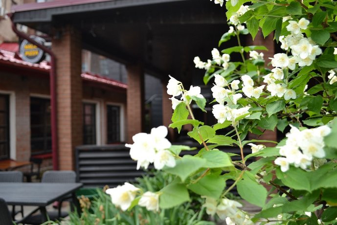 Kazanskoye Podvorye Hostel