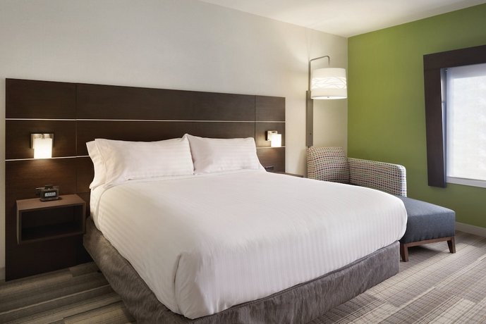 Holiday Inn Express Knoxville-Strawberry Plains