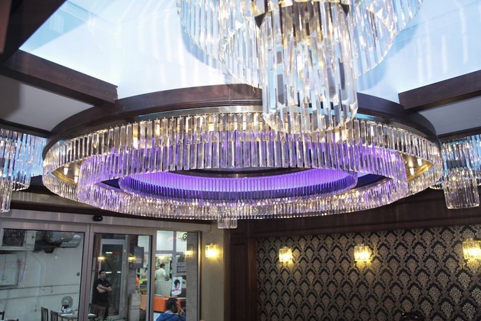 Golden Pen Hotel
