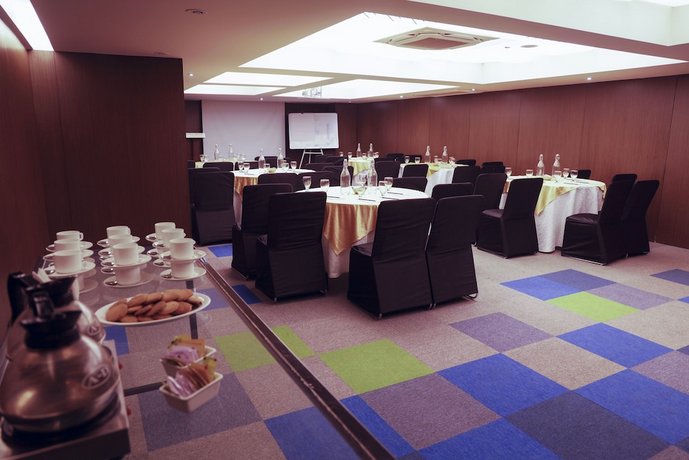 Royal Orchid Golden Suites