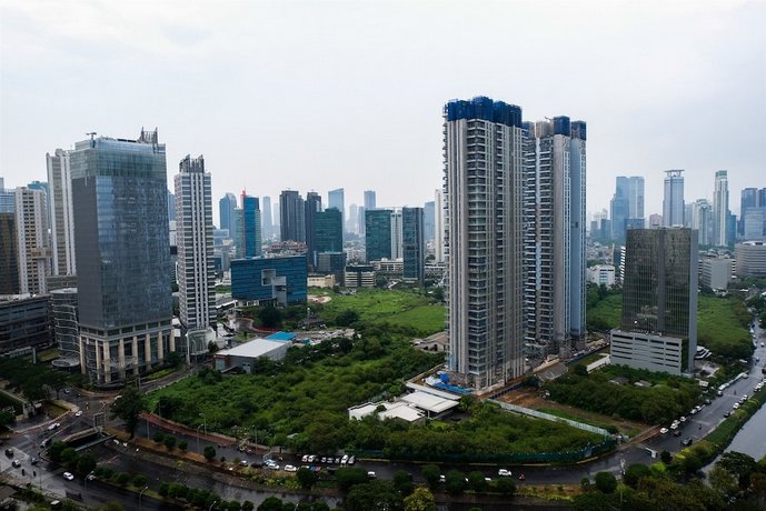 Amazing 2BR with City View The Wave Apartment By Travelio