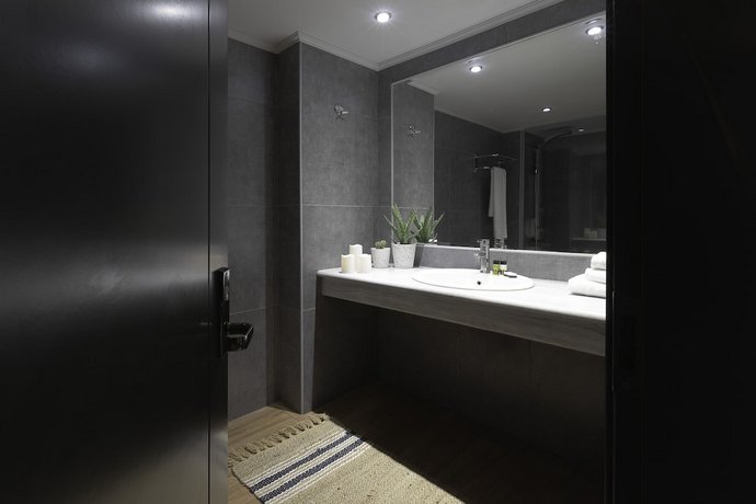 La Piscine Art Hotel Philian Hotels and Resorts