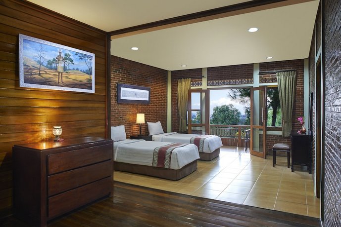 Jambuluwuk Batu Resort