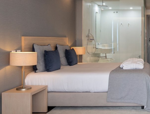 Longevity Health & Wellness Hotel