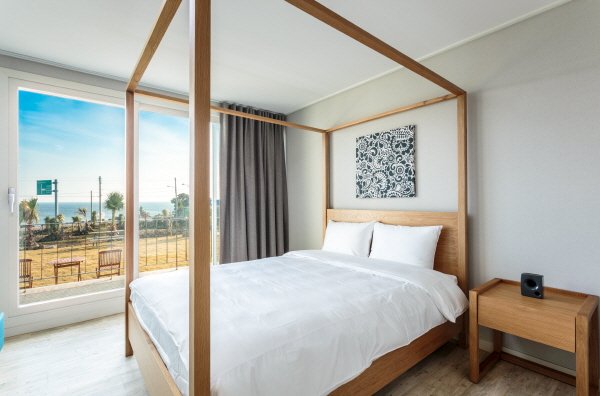 Roomat155 Pension Jeju