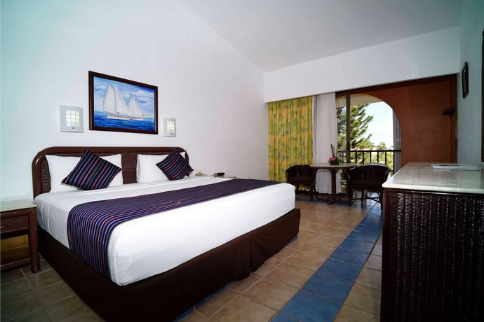 Cozumel Hotel & Resort Trademark Collection by Wyndham