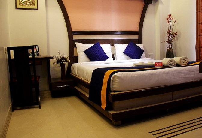 OYO 463 Hotel Metro View Inn