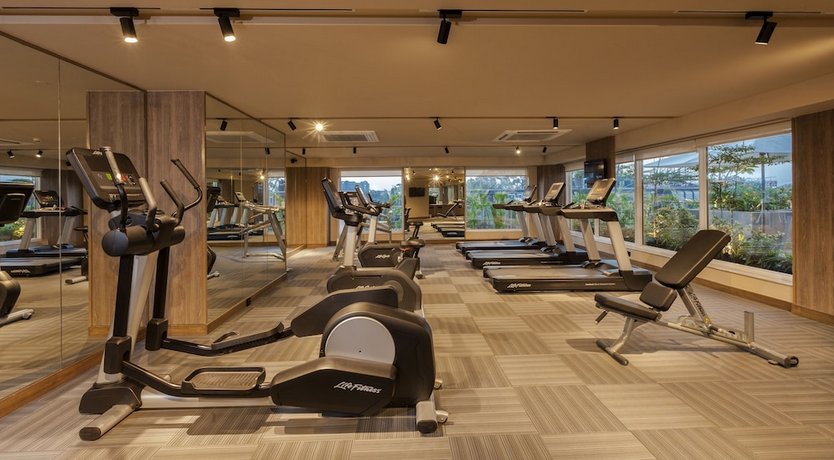 Lemon Tree Premier City Center Pune