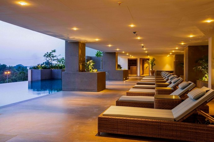 Lemon Tree Premier City Center Pune
