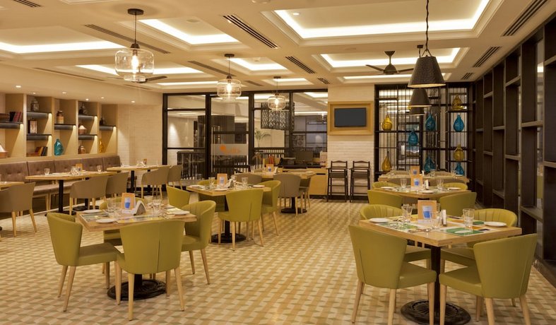 Lemon Tree Premier City Center Pune