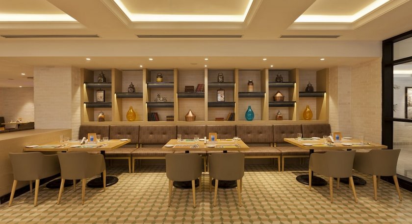 Lemon Tree Premier City Center Pune