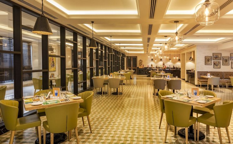 Lemon Tree Premier City Center Pune