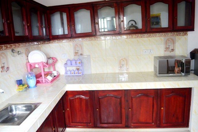 Shyni Villa