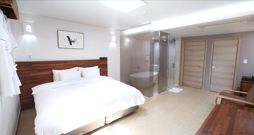 Hotel You&I