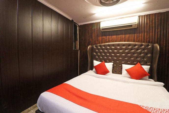OYO 15763 Hotel Grand inn