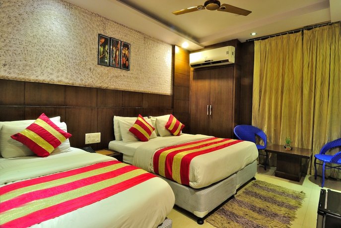 Hotel Shelton New Delhi