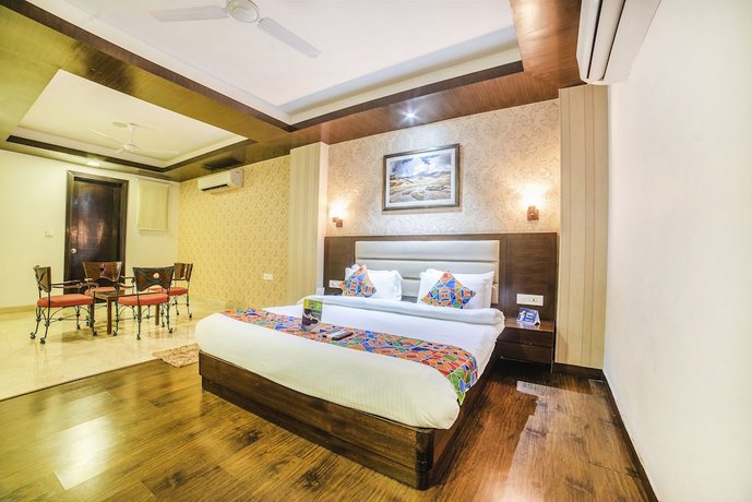 FabHotel Galaxy Patel Nagar
