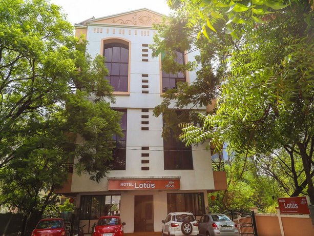 OYO 9225 Hotel Lotus