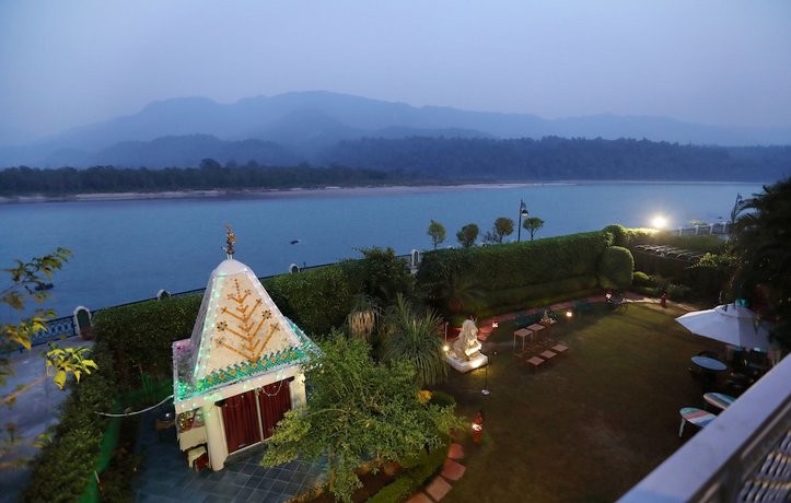 Ganga Kinare - A Riverside Boutique Hotel