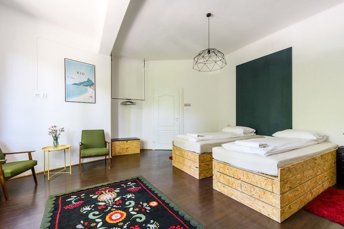 Lull Hostel