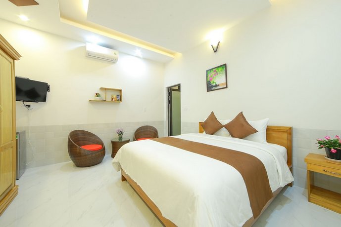 Nhu Y Homestay