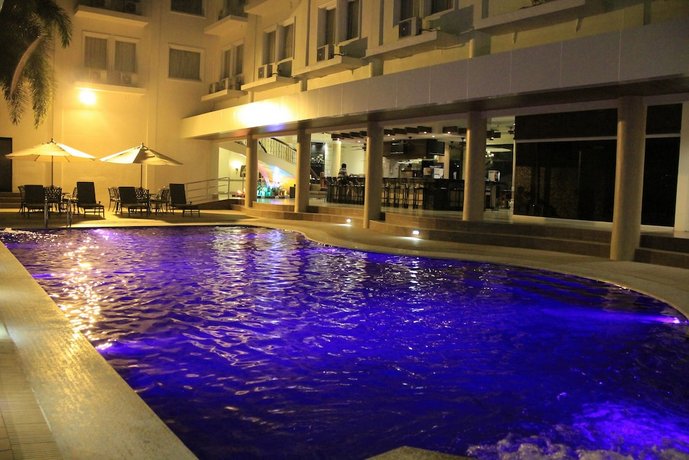 Savannah Resort Hotel Angeles City