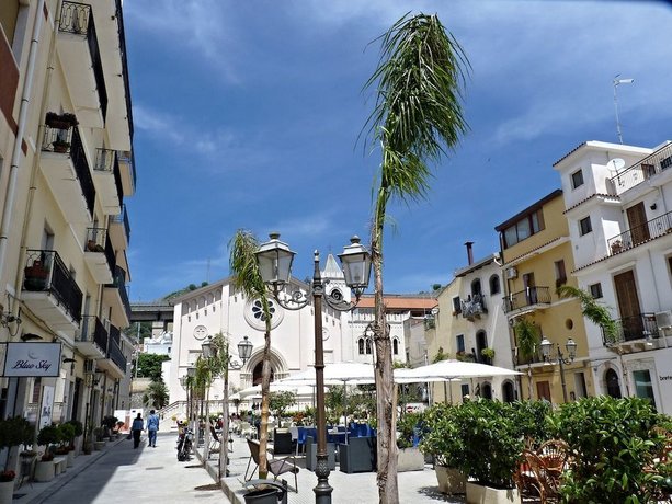 Hotel Caudullo Letojanni