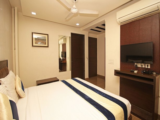 OYO 476 Hotel Gera's