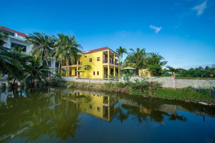 Lakeview Villa Homestay