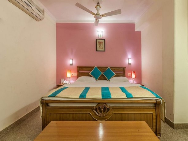 OYO 315 Hotel Tavern